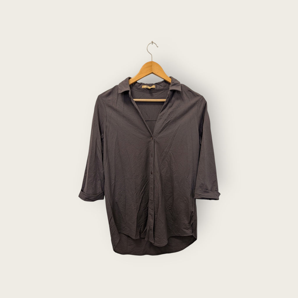 Tsumi GOLF V-Neck Button-Down