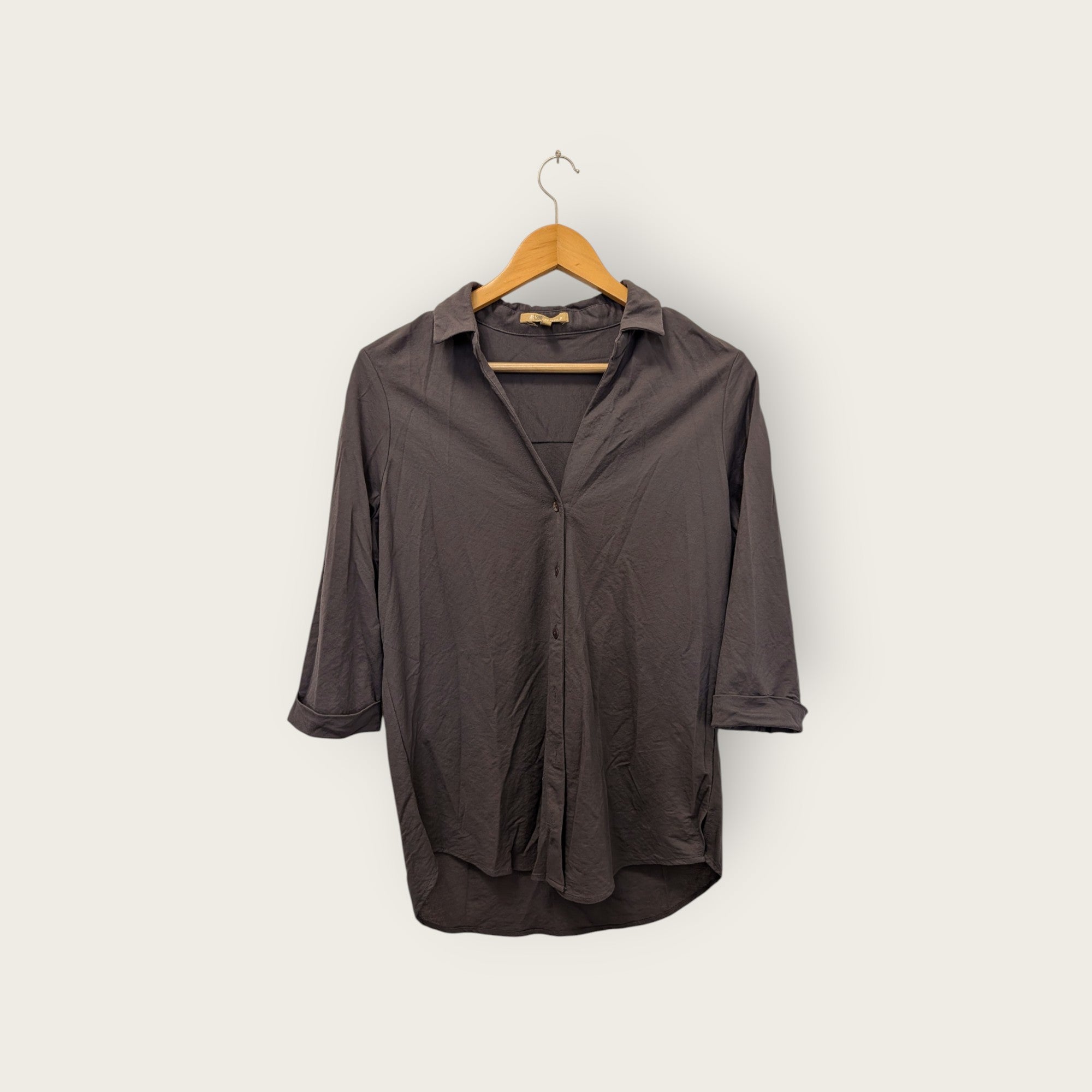 Tsumi GOLF V-Neck Button-Down