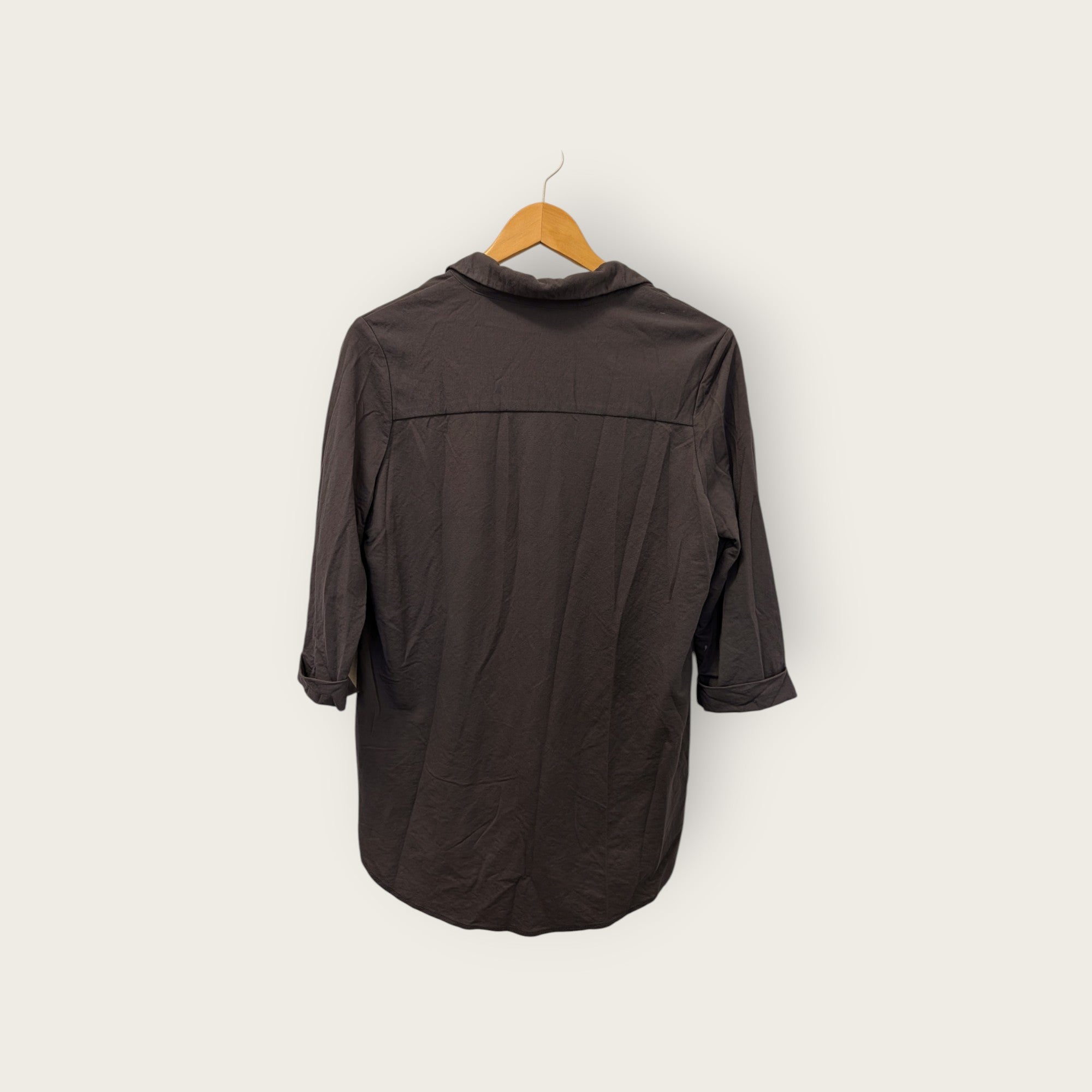 Tsumi GOLF V-Neck Button-Down