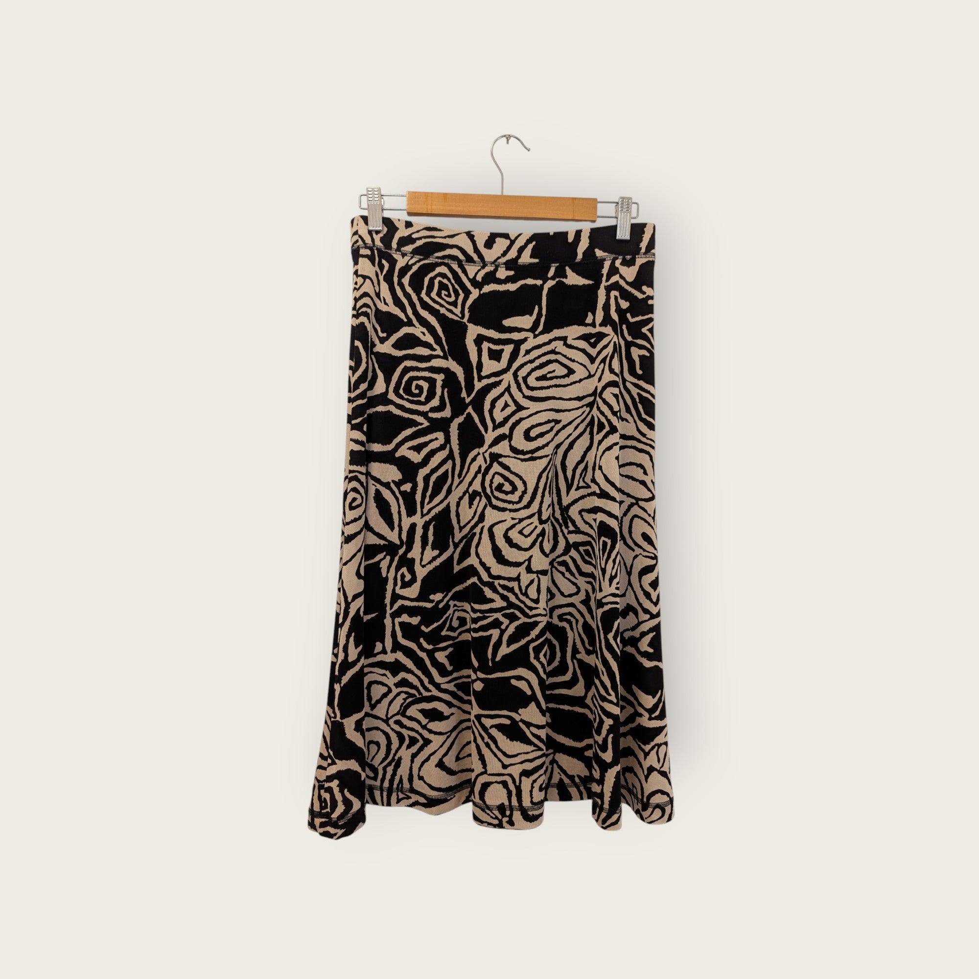 Chico's Traveler's Black & Beige Safari Print Flared Skirt