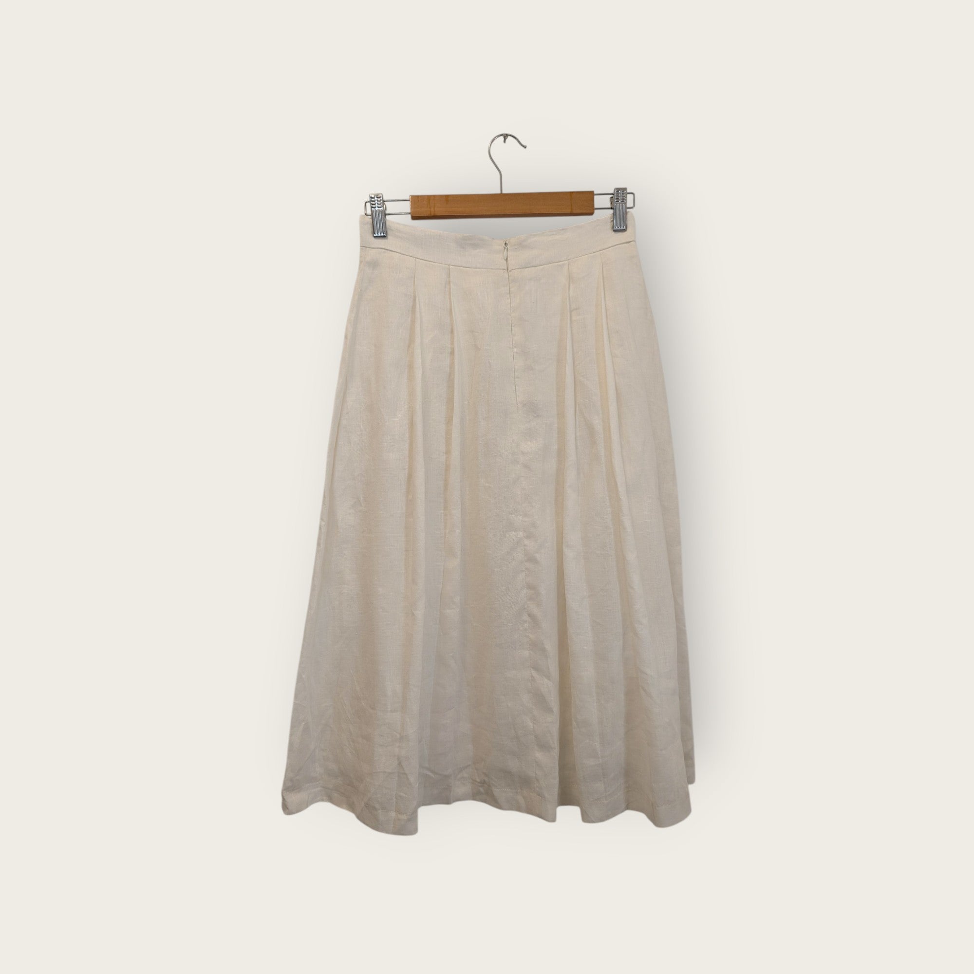 Barelli Fully Lined Pleated White Linen-Look Skirt